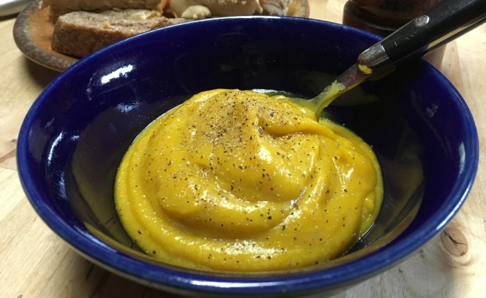 Acorn Squash & Ginger&nbsp;Soup